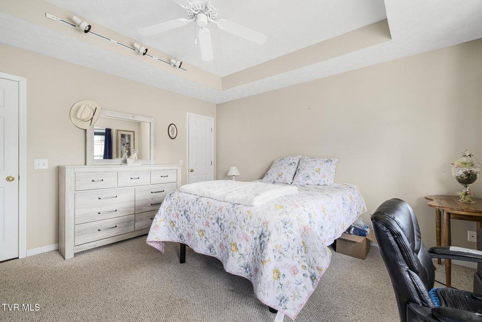 Photo #21: 206 Highland Road