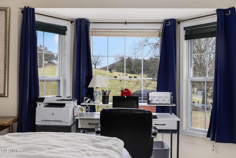 Photo #23: 206 Highland Road