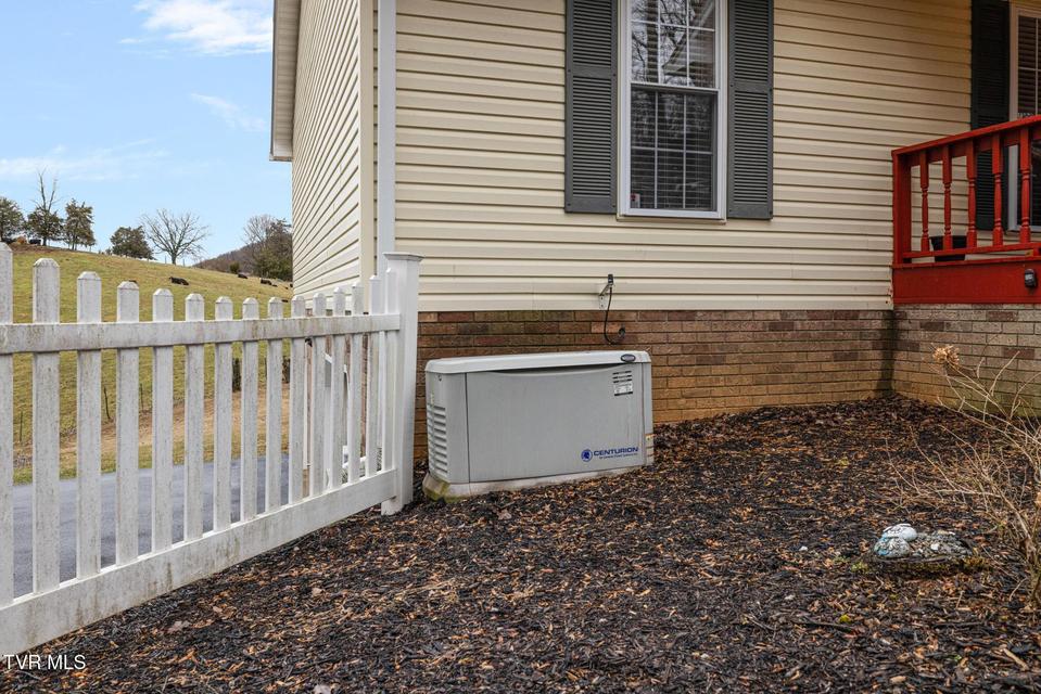 Photo #57: 206 Highland Road