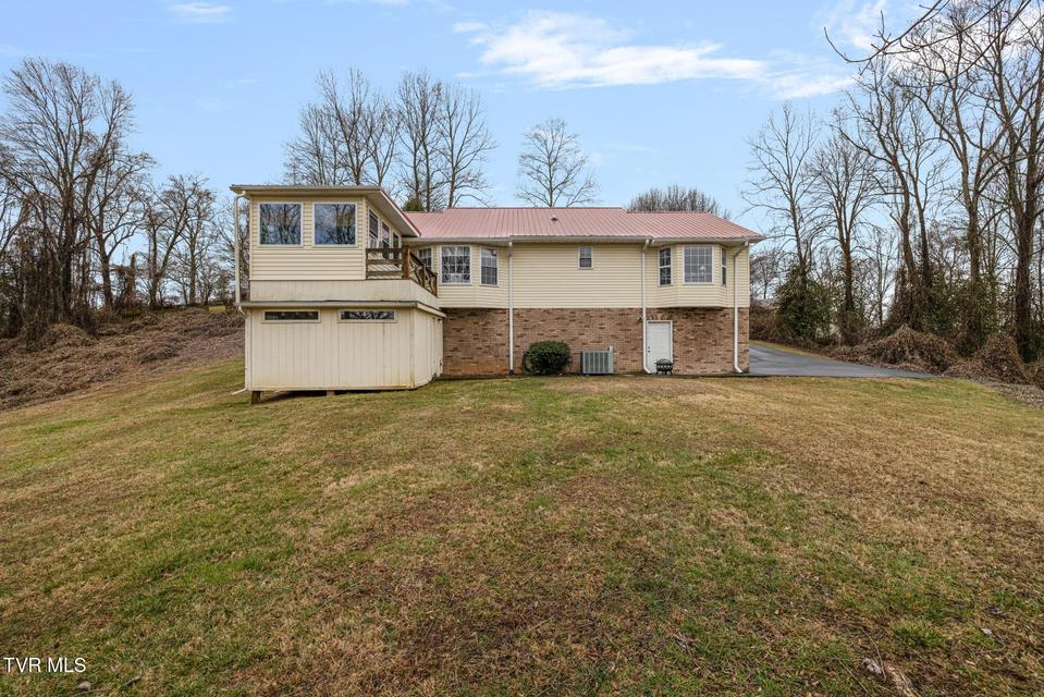 Photo #46: 206 Highland Road