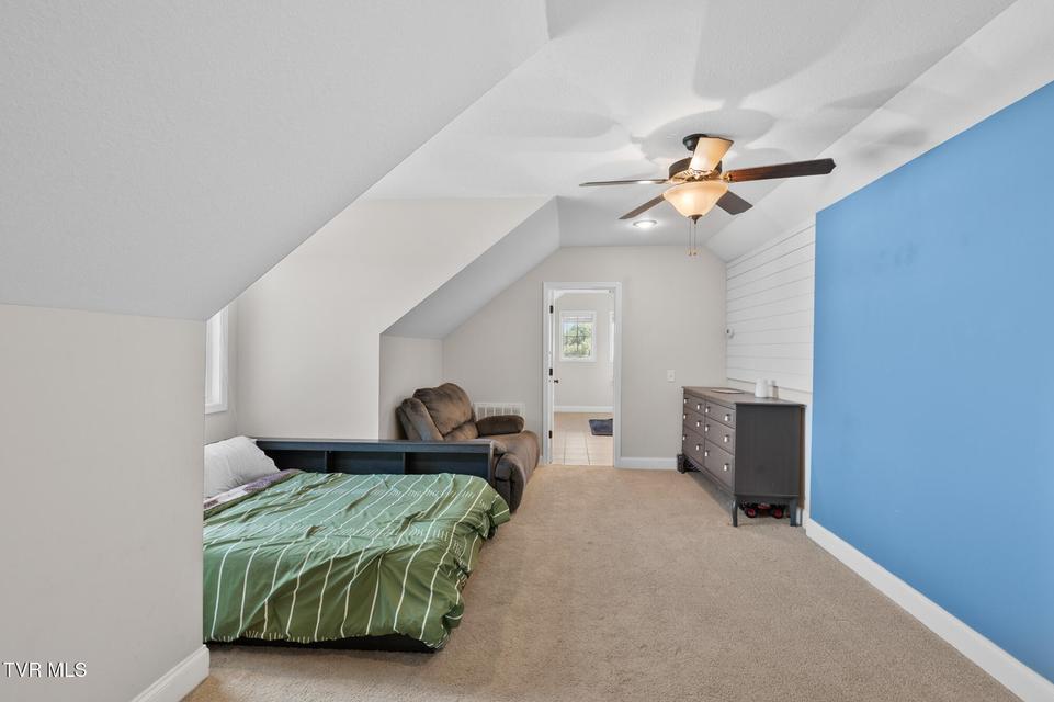 Photo #37: 225 Forest Lane N 