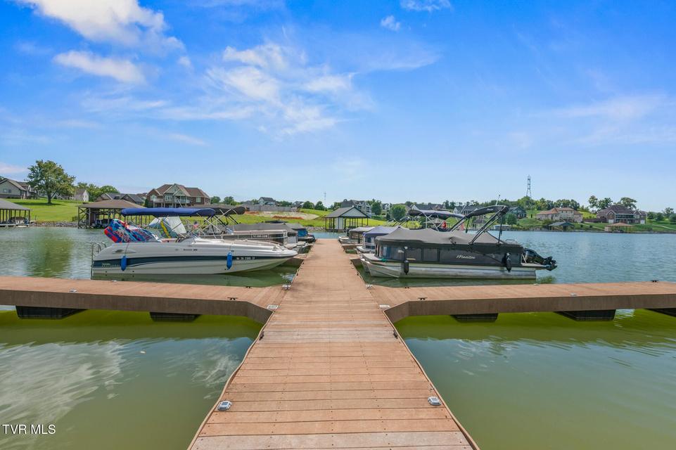 Photo #55: 225 Forest Lane N 