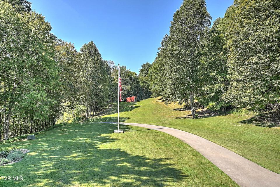 Photo #16: 16765 Bristol Highway