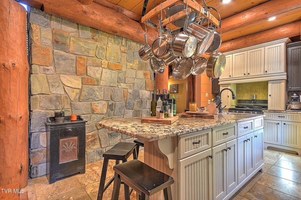 Photo #25: 16765 Bristol Highway