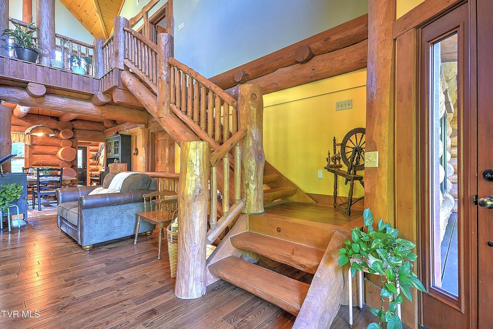 Photo #36: 16765 Bristol Highway