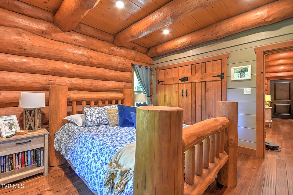 Photo #42: 16765 Bristol Highway