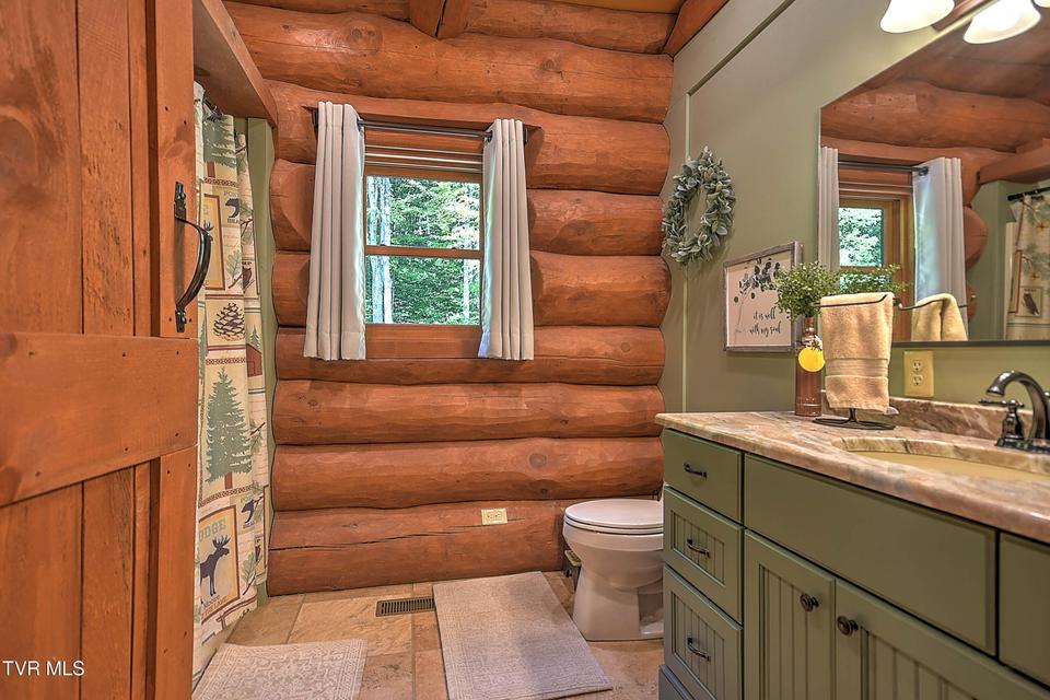 Photo #43: 16765 Bristol Highway