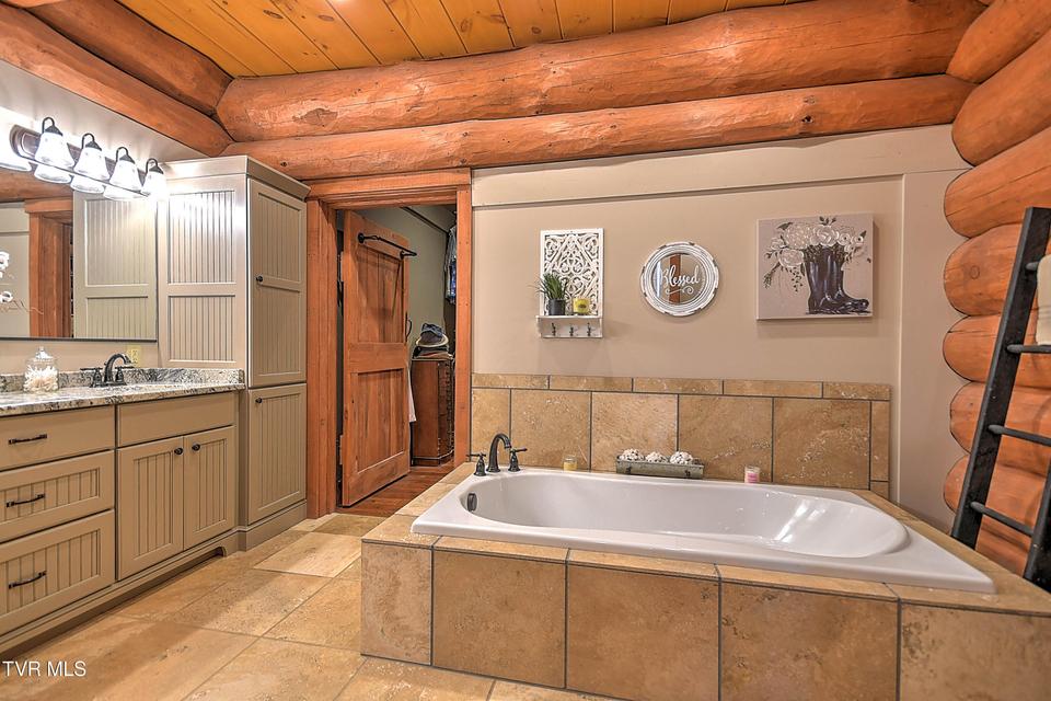 Photo #46: 16765 Bristol Highway