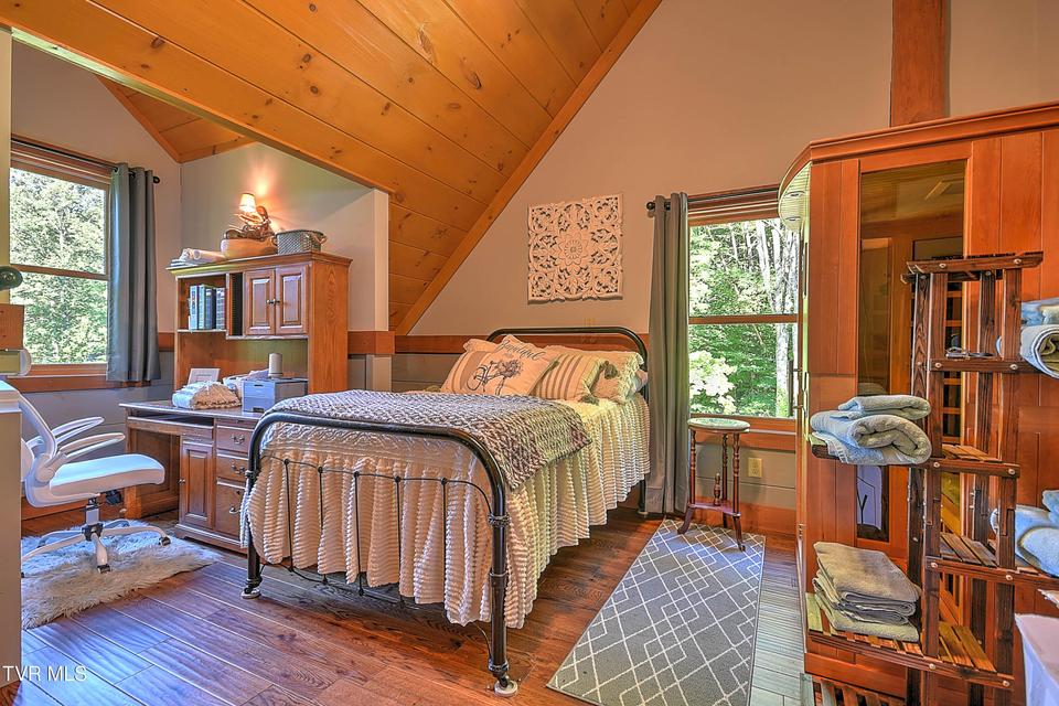 Photo #58: 16765 Bristol Highway