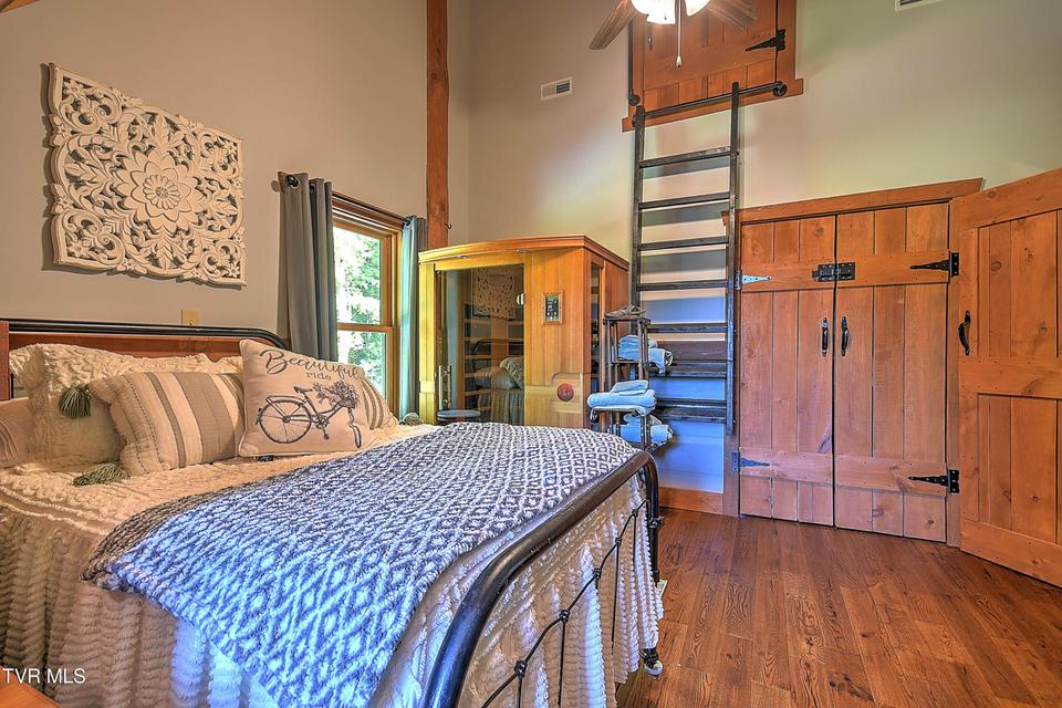 Photo #59: 16765 Bristol Highway