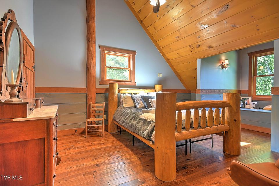 Photo #61: 16765 Bristol Highway