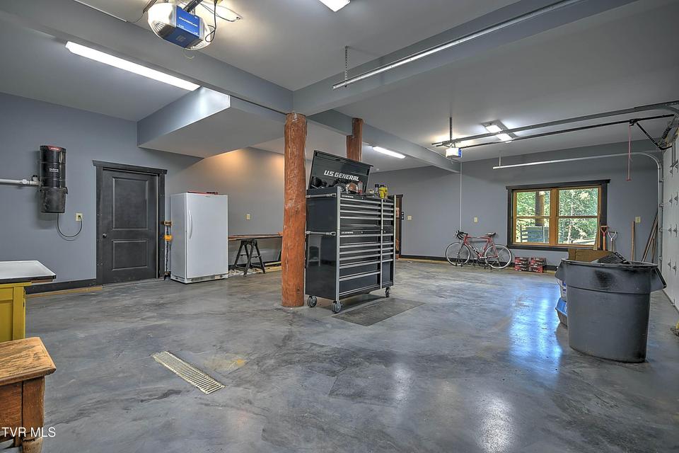 Photo #80: 16765 Bristol Highway