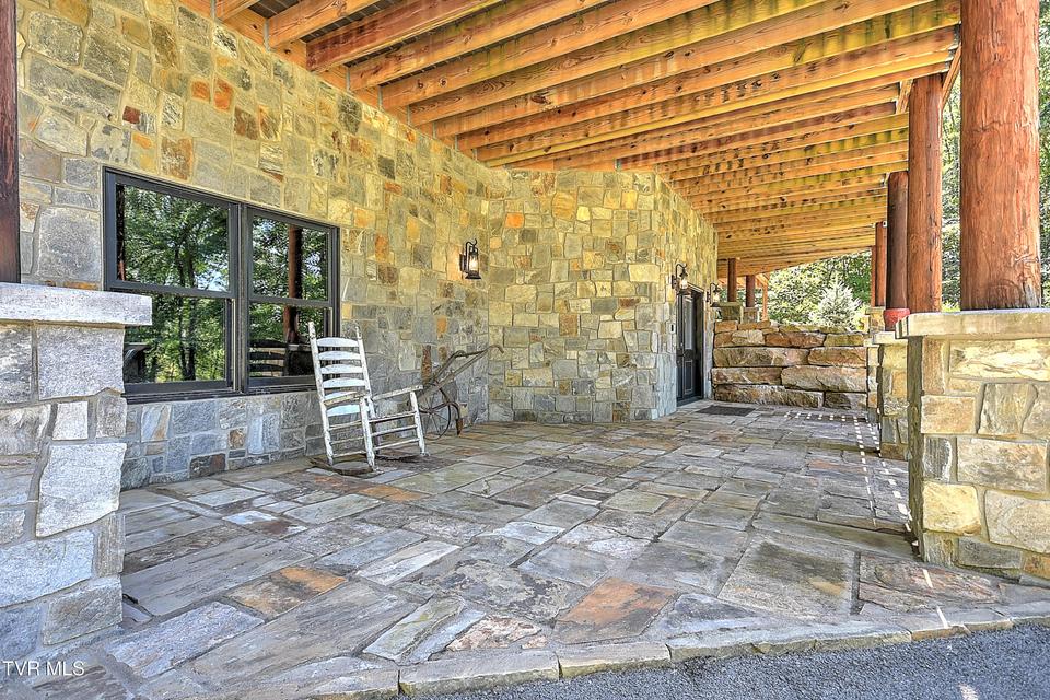 Photo #94: 16765 Bristol Highway