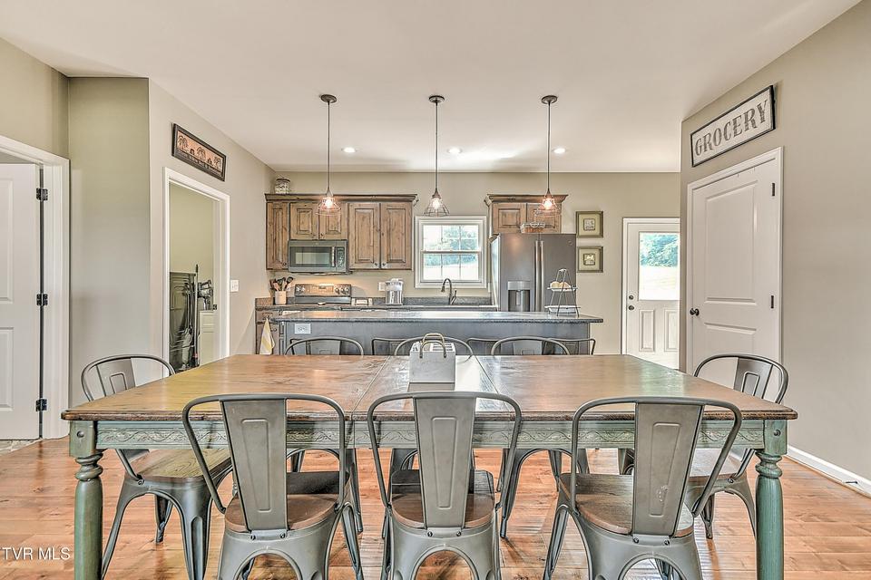 Photo #26: 35 Short Road