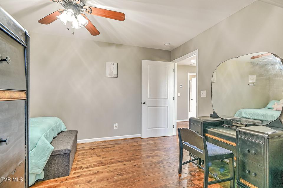 Photo #42: 35 Short Road