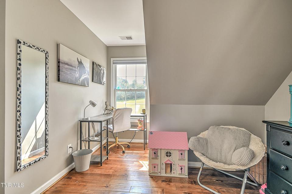 Photo #45: 35 Short Road