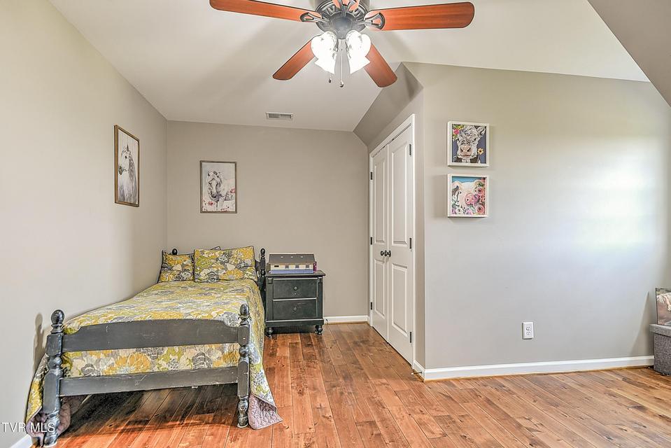 Photo #55: 35 Short Road