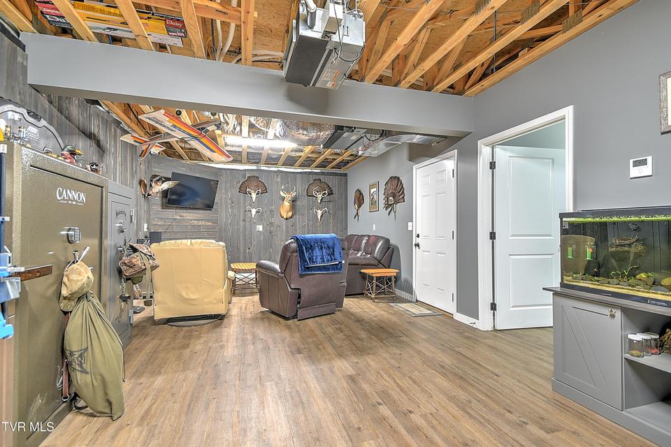 Photo #59: 35 Short Road