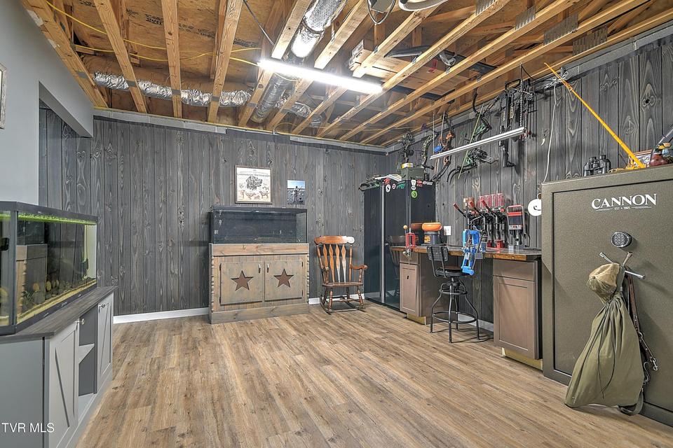 Photo #60: 35 Short Road