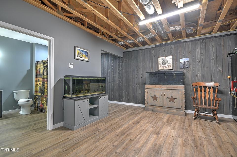 Photo #61: 35 Short Road