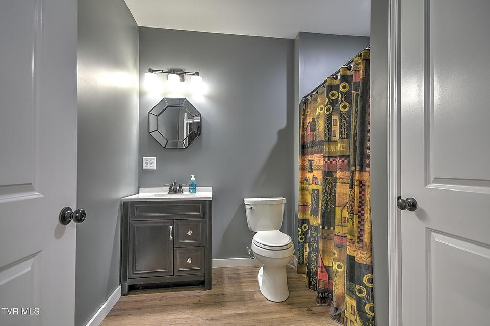 Photo #64: 35 Short Road