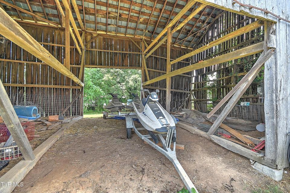 Photo #79: 35 Short Road