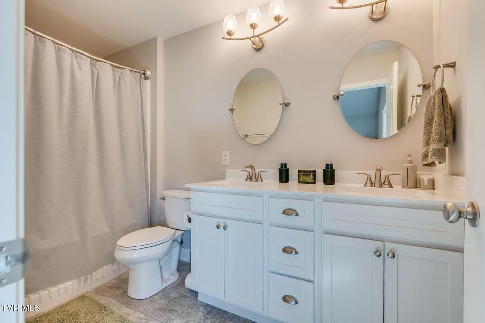 Photo #21: 1329 Lemongrass Drive