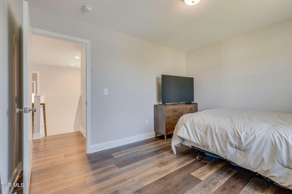 Photo #23: 1329 Lemongrass Drive