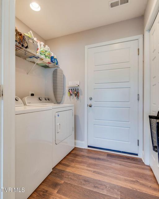 Photo #29: 1329 Lemongrass Drive