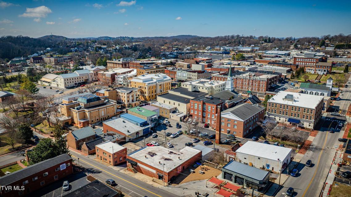 Photo #13: 105 College Street