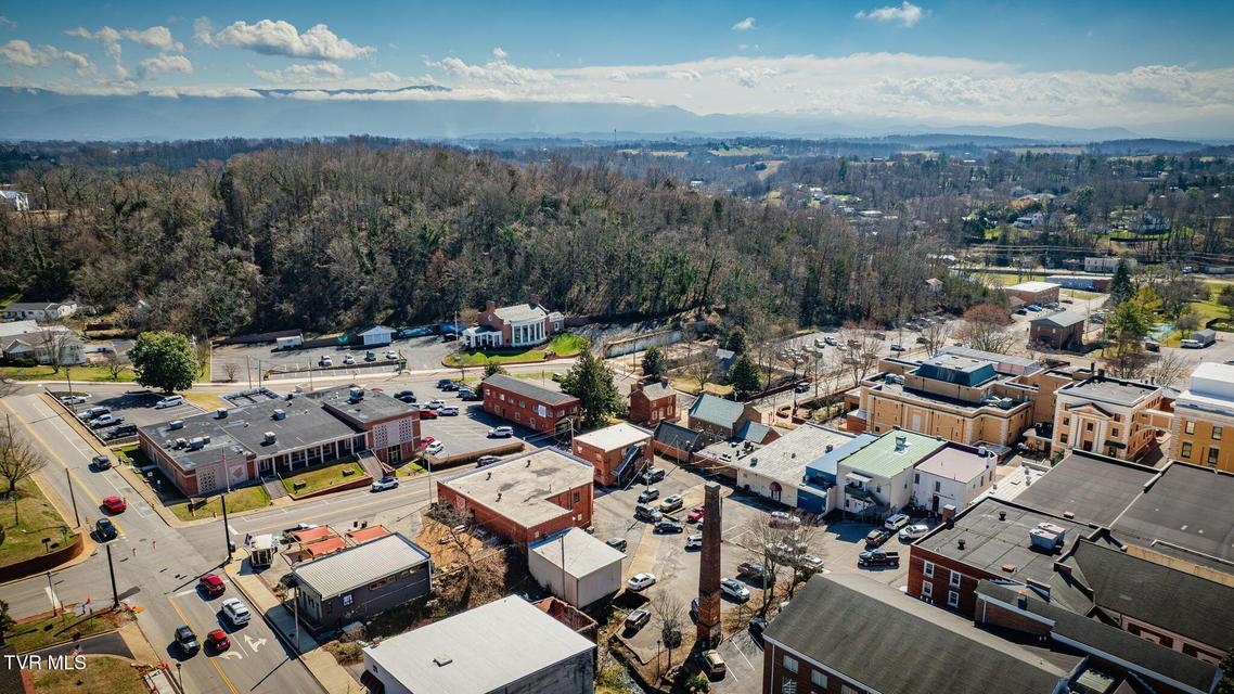 Photo #16: 105 College Street