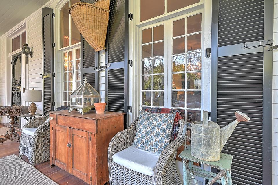 Photo #13: 824 Myrtle Avenue