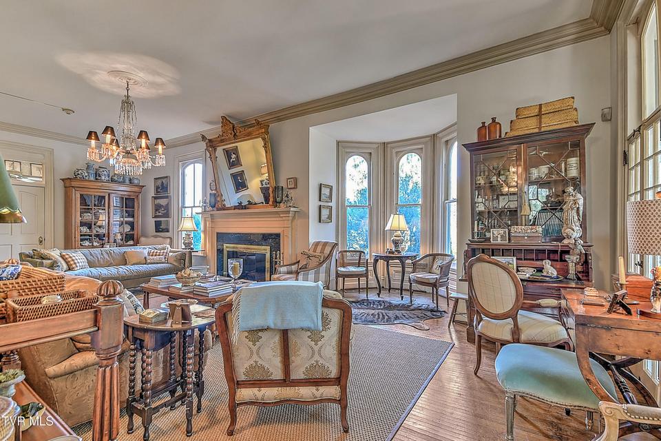 Photo #24: 824 Myrtle Avenue