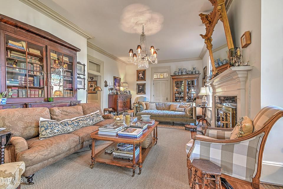 Photo #26: 824 Myrtle Avenue