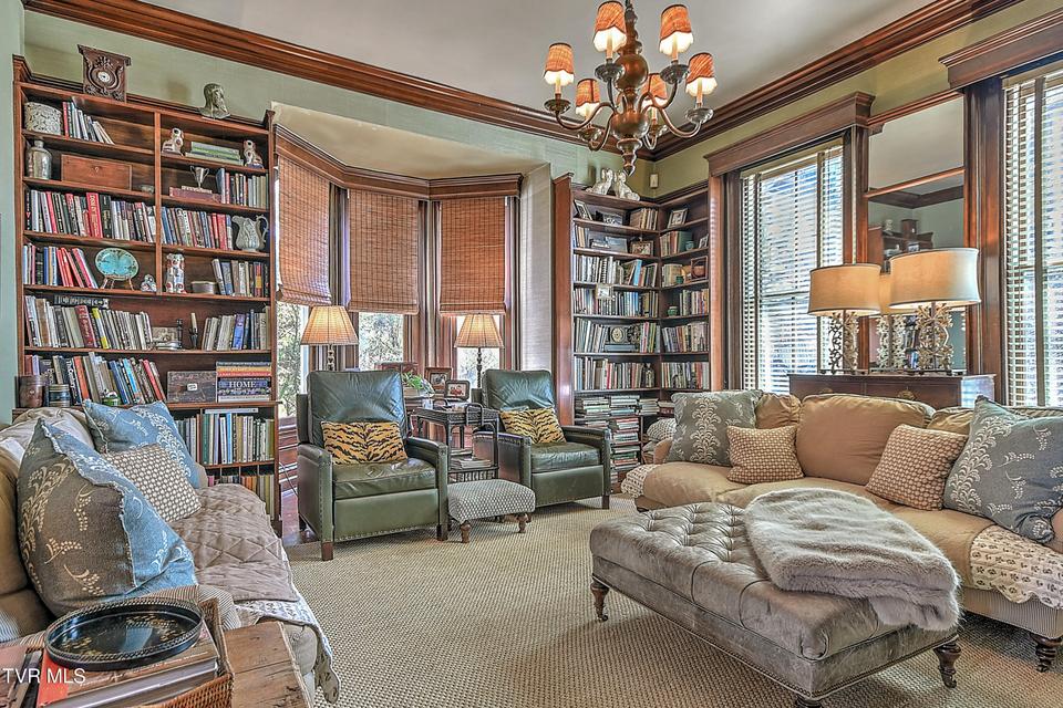 Photo #36: 824 Myrtle Avenue