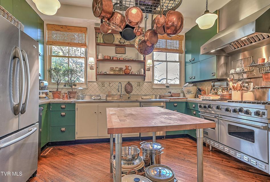 Photo #56: 824 Myrtle Avenue