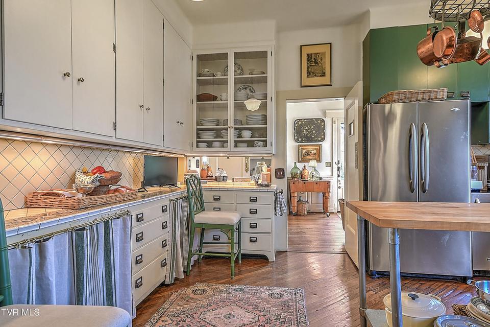 Photo #59: 824 Myrtle Avenue