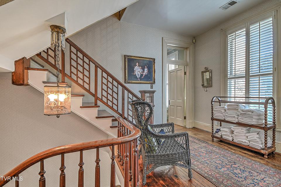 Photo #68: 824 Myrtle Avenue