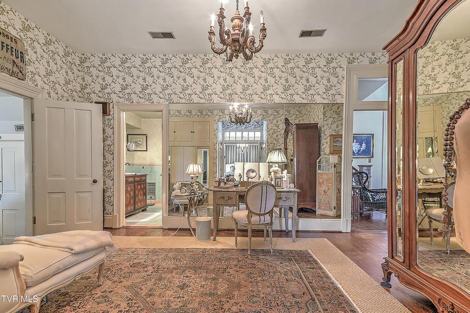 Photo #95: 824 Myrtle Avenue