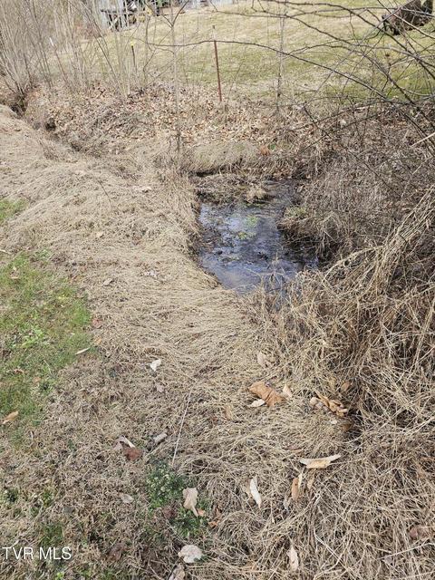 Photo #92: 547 Wynding Way Drive