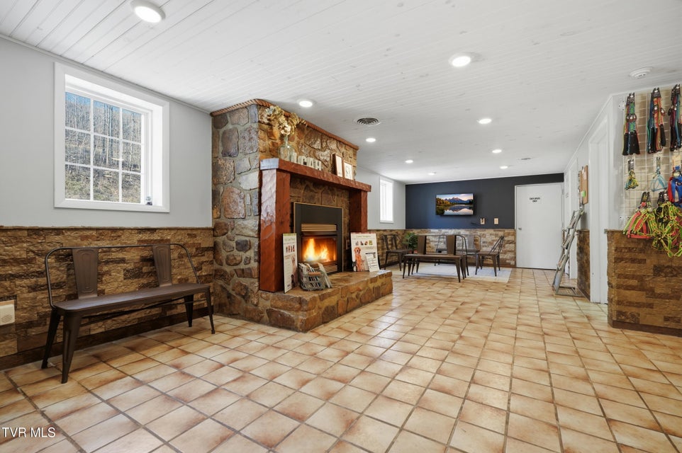 Photo #12: 117 Ed Hines Drive