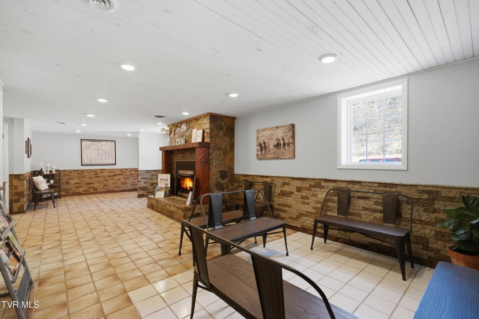 Photo #13: 117 Ed Hines Drive