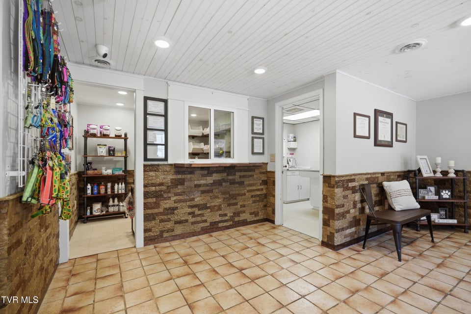 Photo #14: 117 Ed Hines Drive