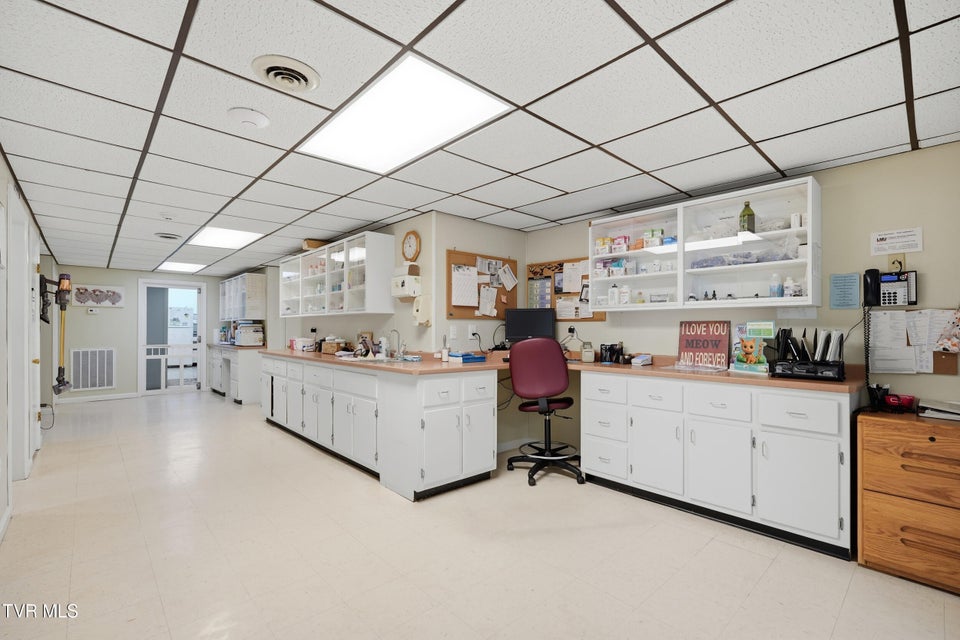 Photo #26: 117 Ed Hines Drive