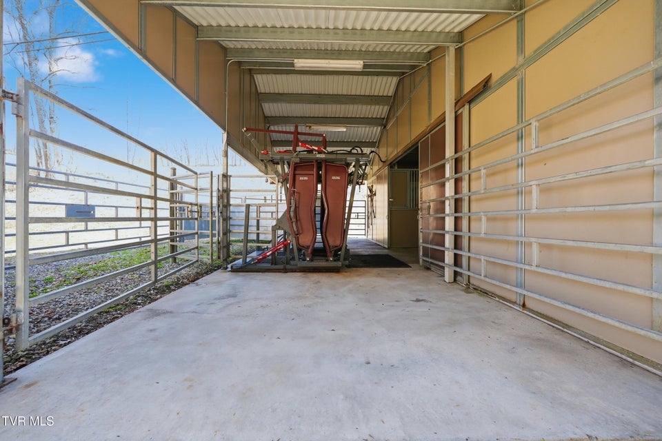 Photo #67: 117 Ed Hines Drive