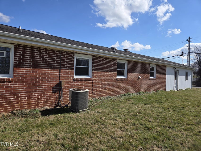 Photo #4: 504 Matson Road