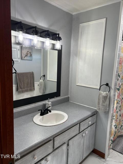 Photo #30: 211 Linda Street