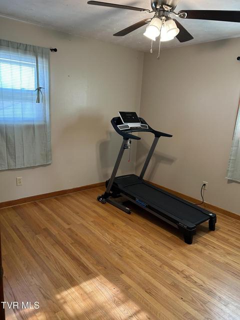 Photo #31: 211 Linda Street