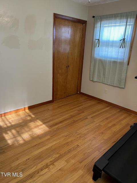 Photo #35: 211 Linda Street