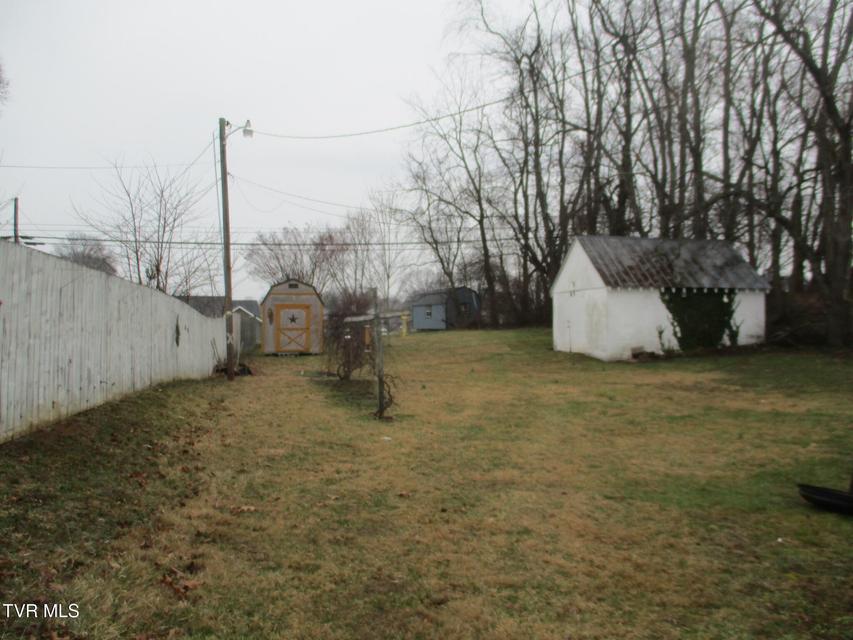 Photo #9: 431 Maple Street